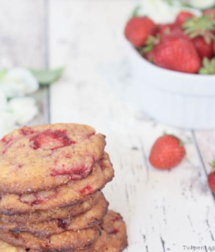 Vegane Erdbeer-Cookies